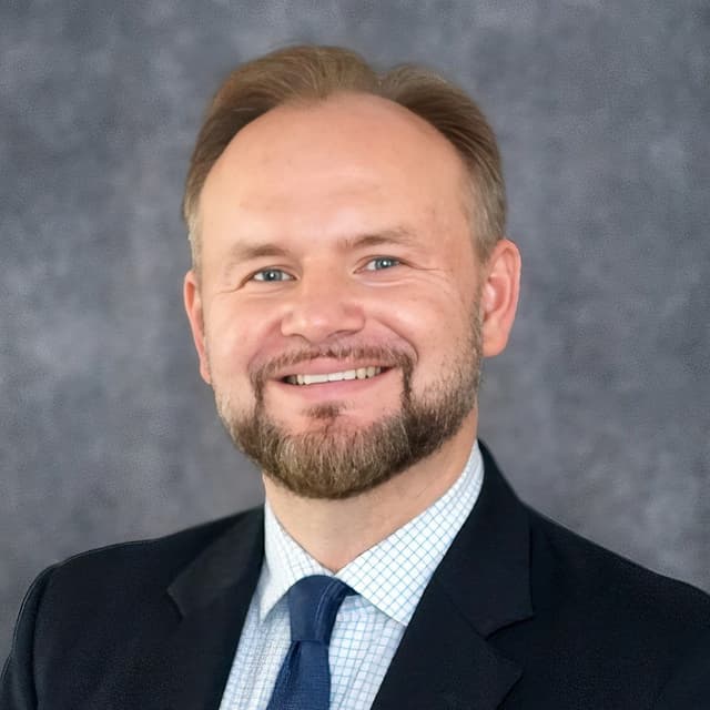 Yauheni (Owen) Solad