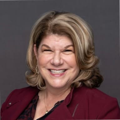 Tracy Elmer